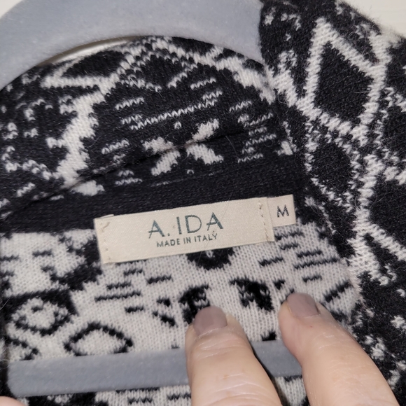 A. Ida Womens Wool Blend Open Front Cardigan Black White Black Boho Aztec ITALY - Picture 4 of 5